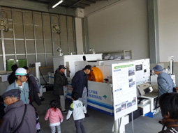 現場見学の様子