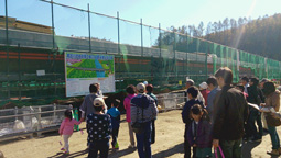 現場見学の様子