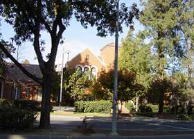 デービス市役所